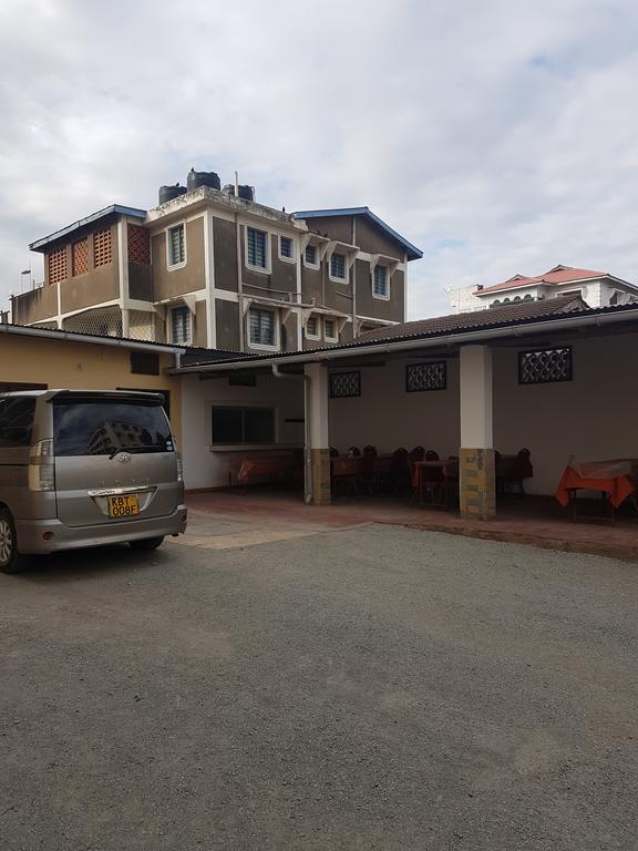Golden Guest House- Miritini Mombasa Exteriér fotografie